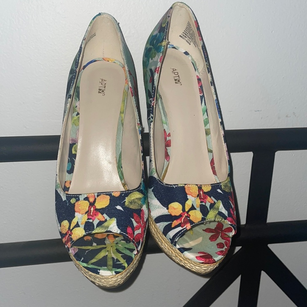 Apt 9 Floral Heels